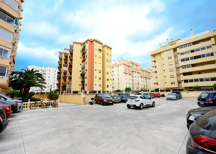 Apartment Edificio Veramar Iii By 10tosea